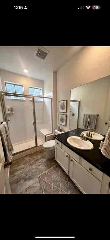 Looking for a female roommate