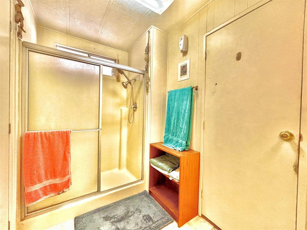 South West Chandler Room for Rent!
