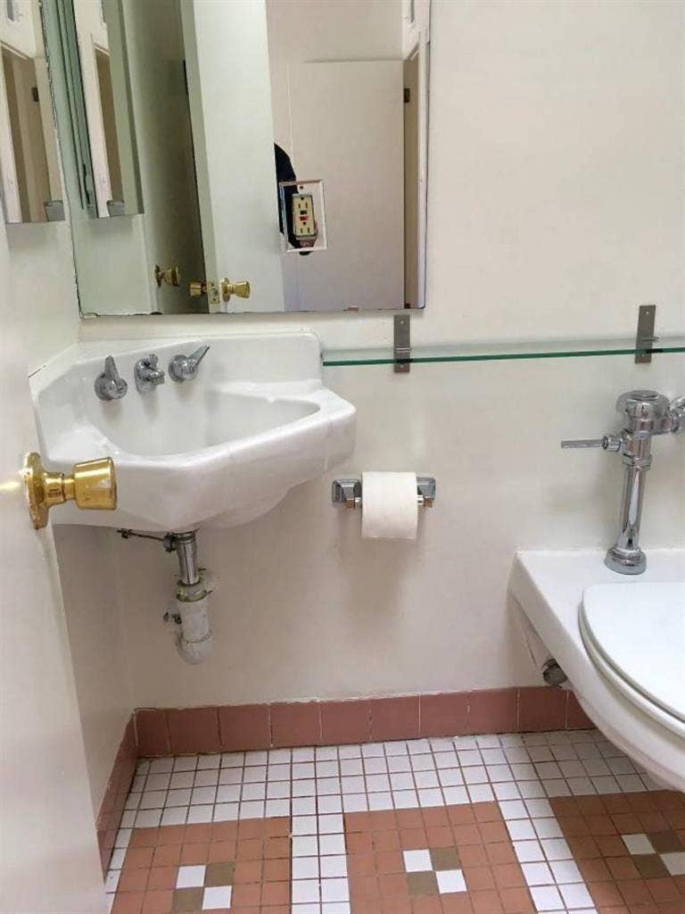 Hollywood Room w/ Private Bath