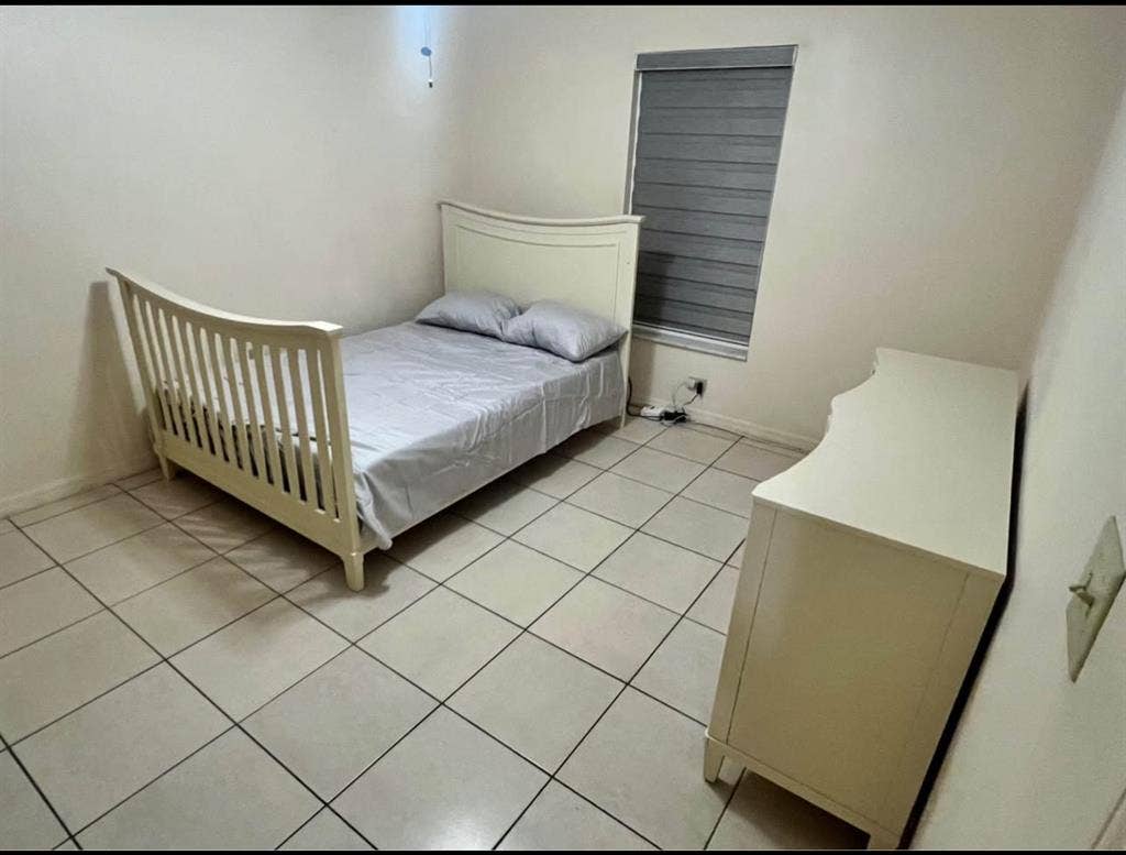 Room for rent near downtown