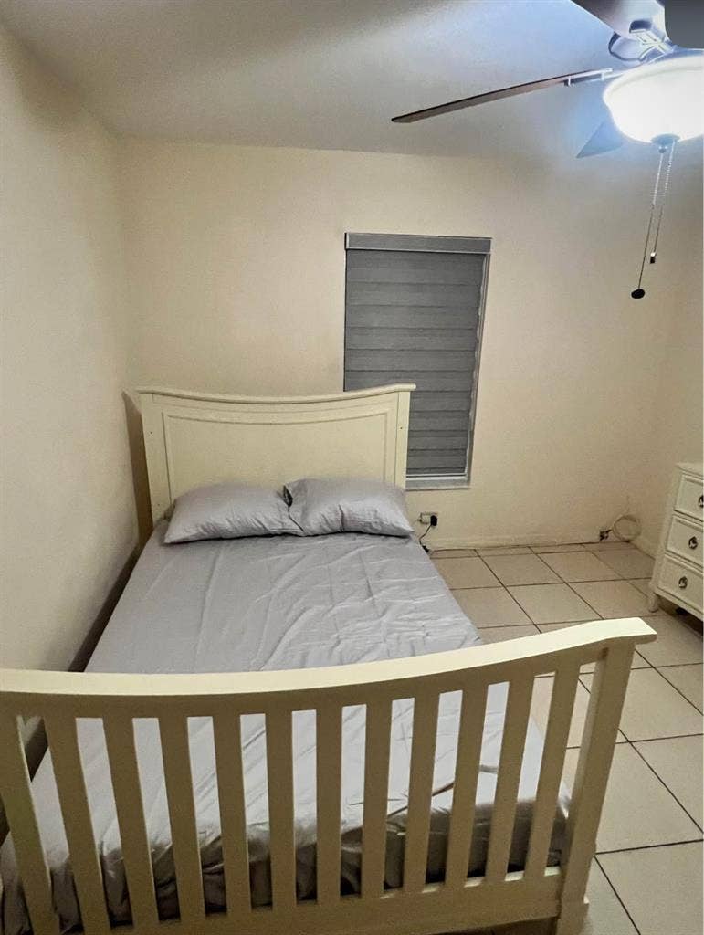 Room for rent near downtown