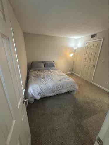 Midtown Atlanta Roommate wanted