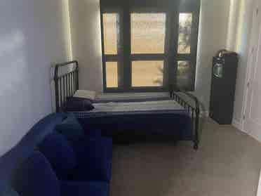Looking for female roommate