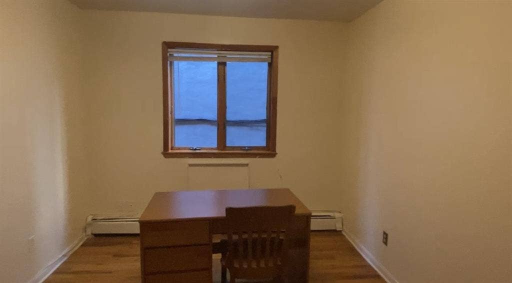 Summer room available Jul-Aug