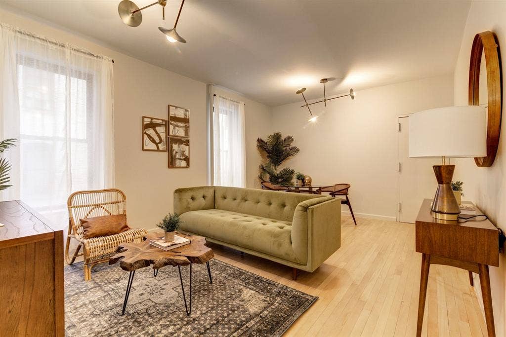 4 BR in New York City