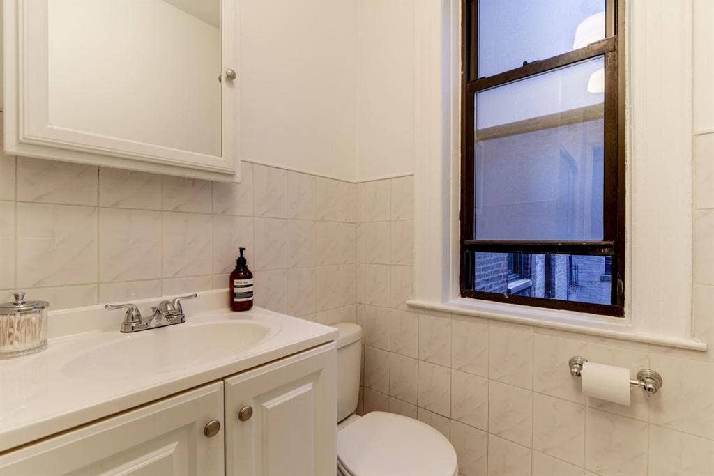 4 BR in New York City