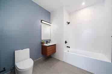 Room Available in  Bath