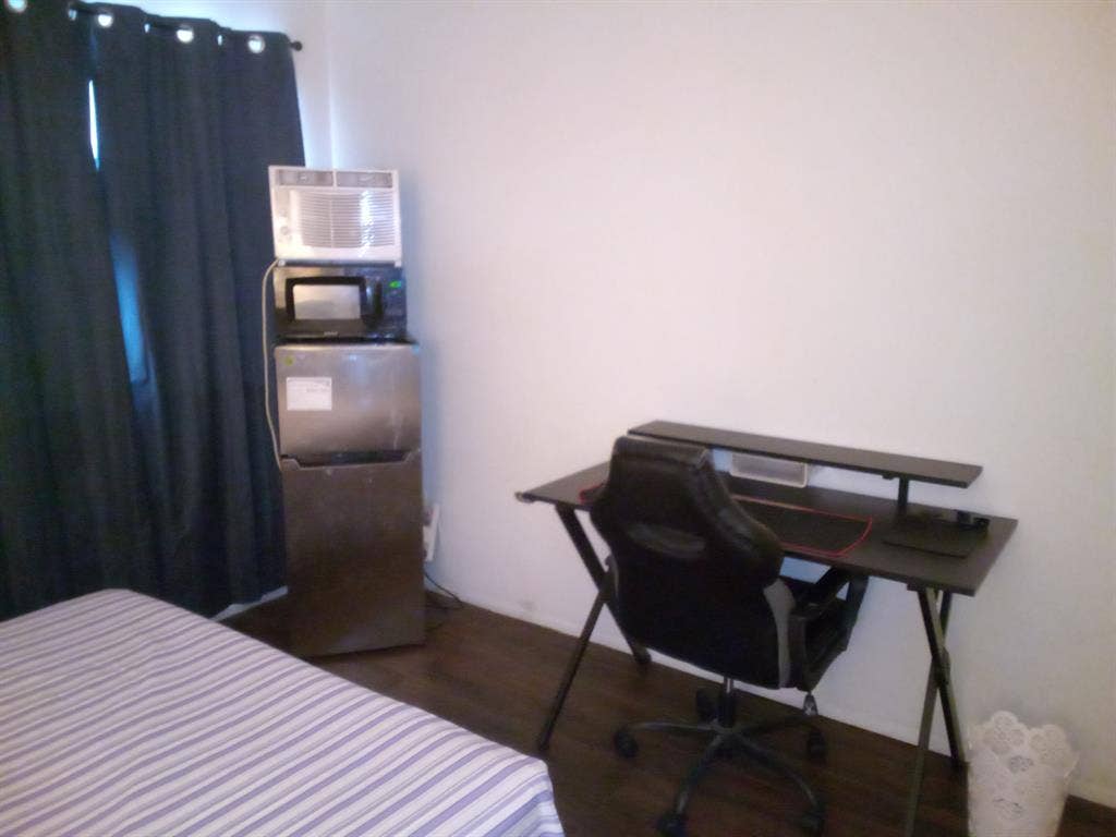 Anaheim furnished room/private bath