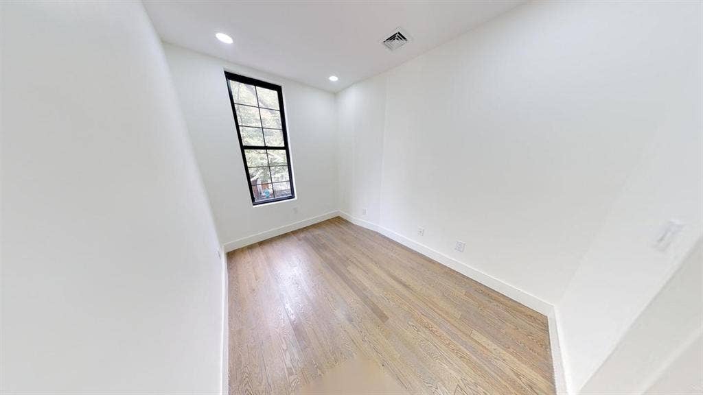 1 BR in Brooklyn