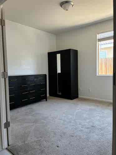 2 rooms available July 1st!