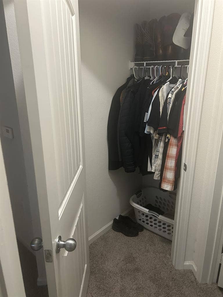 Need a place
?Message me