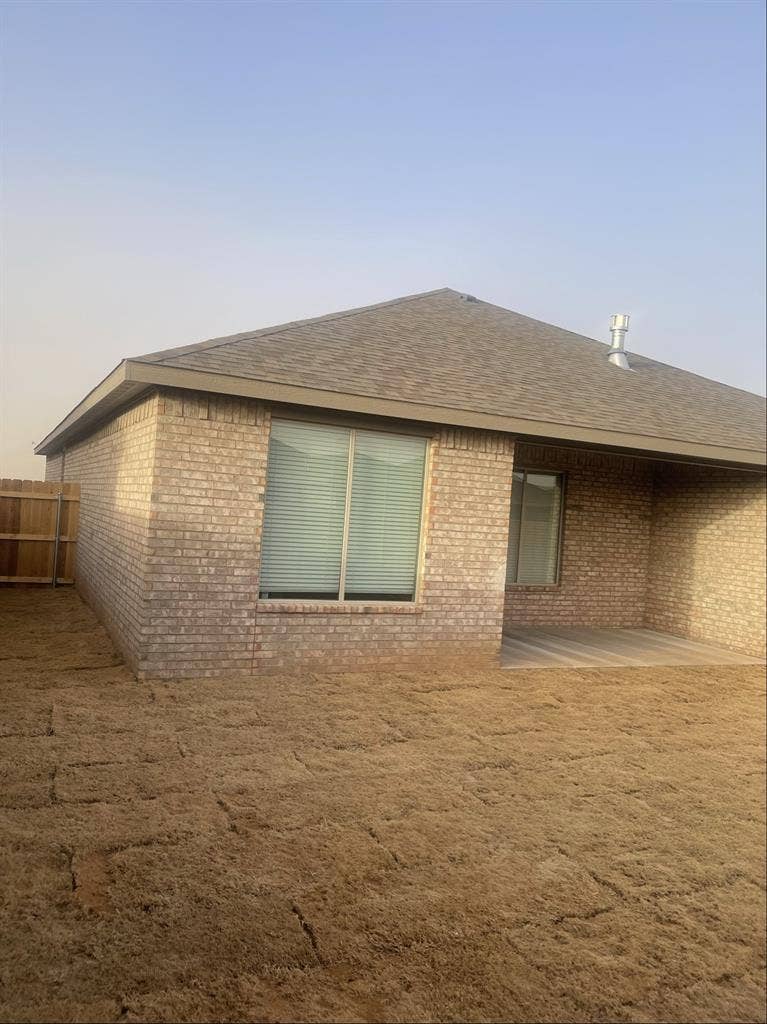 Private bedroom available