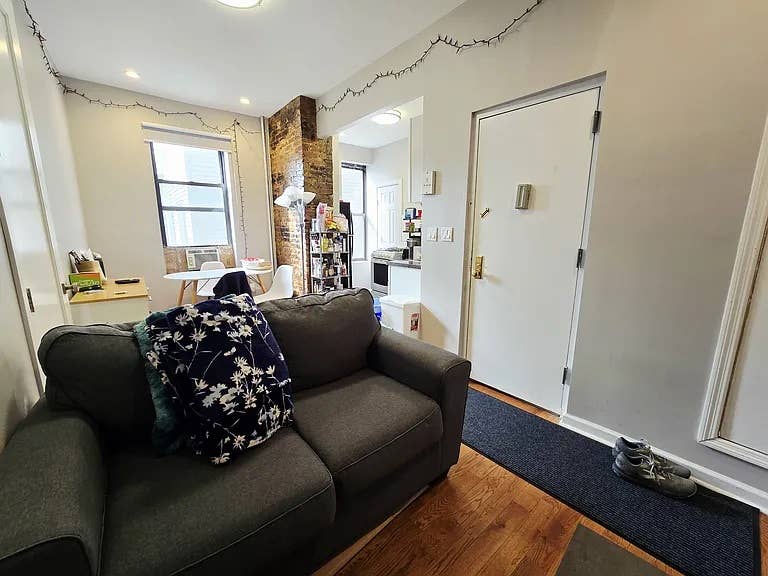 0ne-Bedroom For Rent