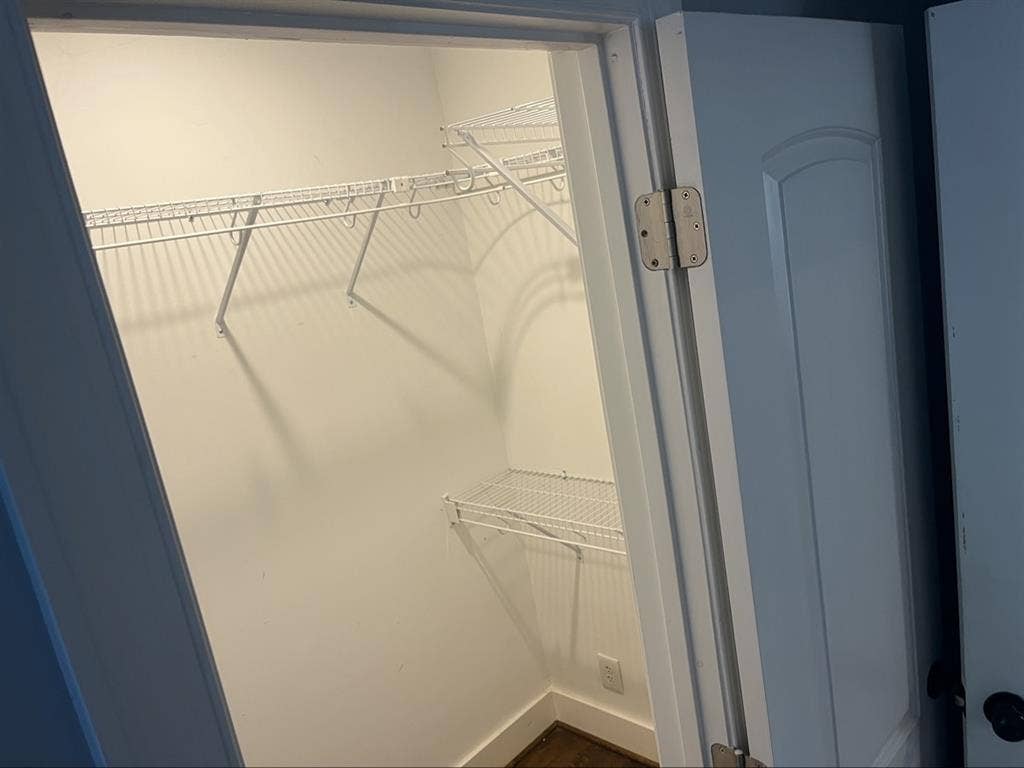 Private room with en-suite bathroom