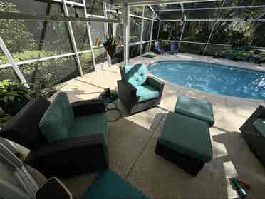 2 Rooms available - Roommates