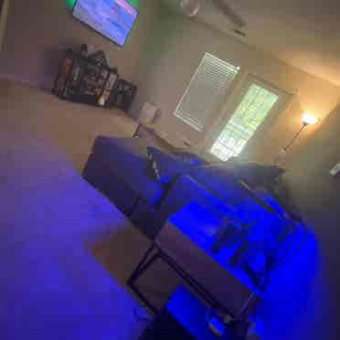 Spacious private bedroomm
