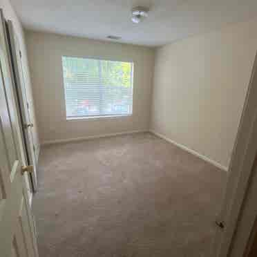 Spacious private bedroomm