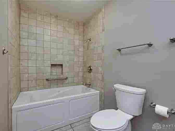 Cozy Room for Rent in Kettering