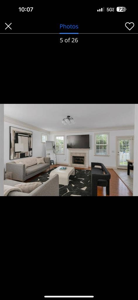 Needing roommates