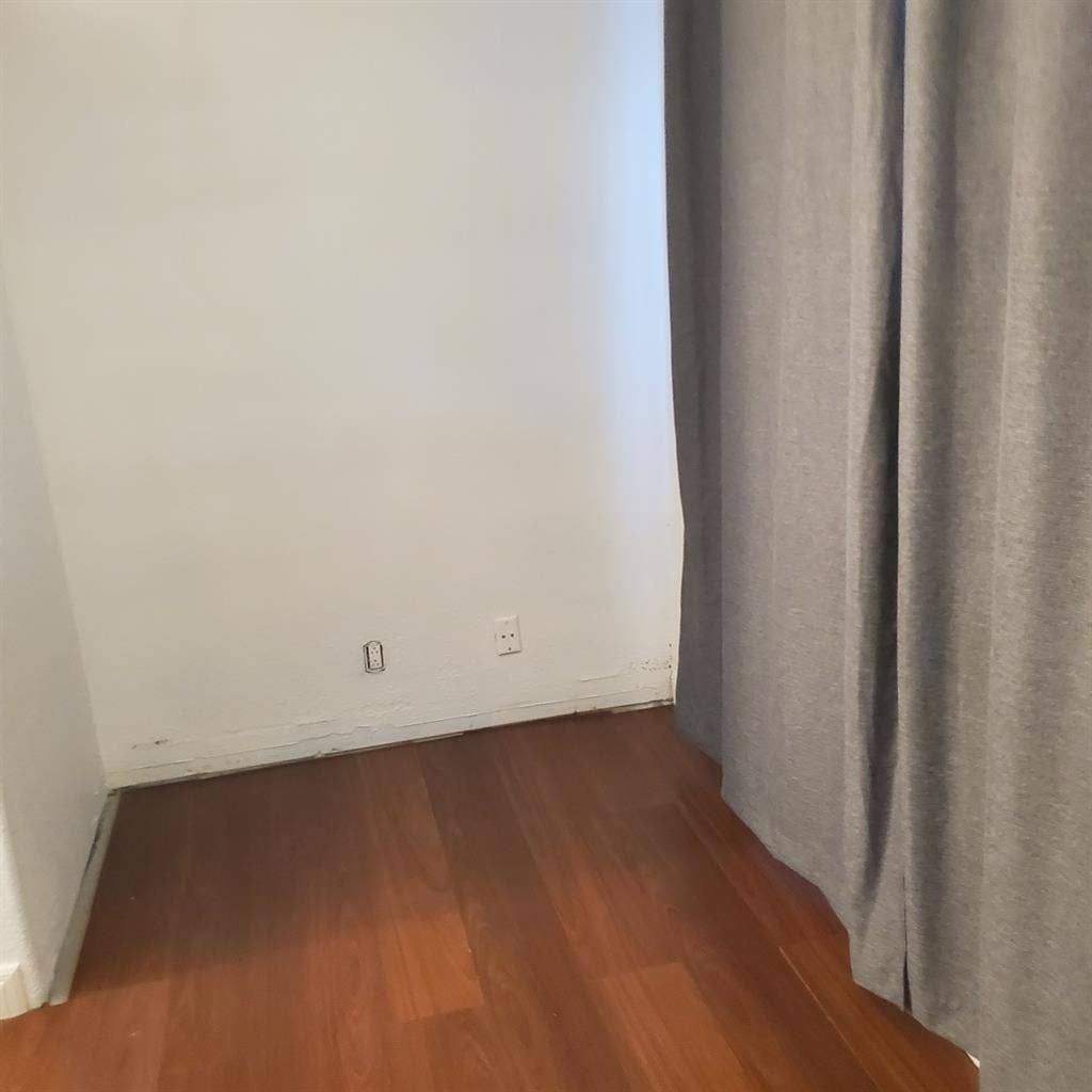 Room for rent in the city of orange