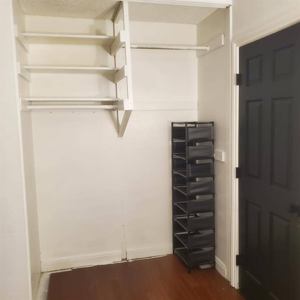 Room for rent in the city of orange