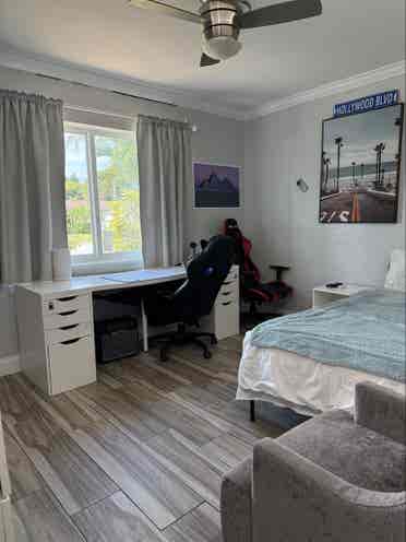 Looking for single professional.