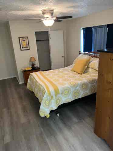 Master bedroom Private bathroom