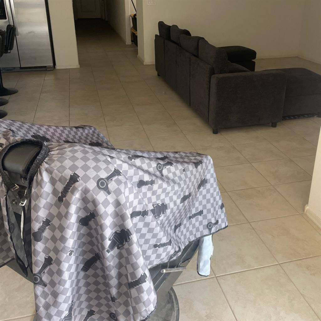 4 bed house with big back yard