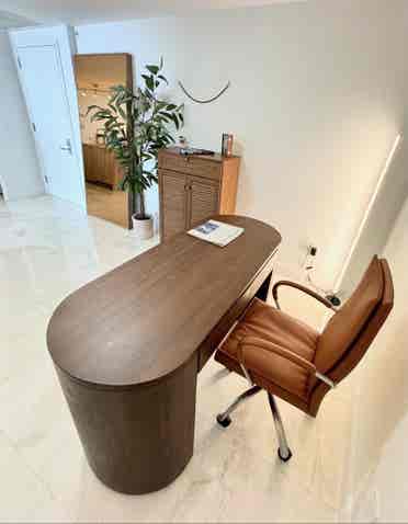 Luxury Waterfront BA Condo