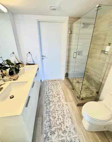 Luxury Waterfront BA Condo