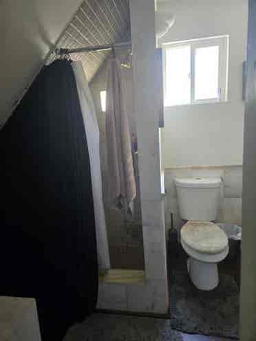 Beverly Hills-Private room & bath