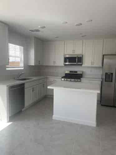 $  renting a room/share house