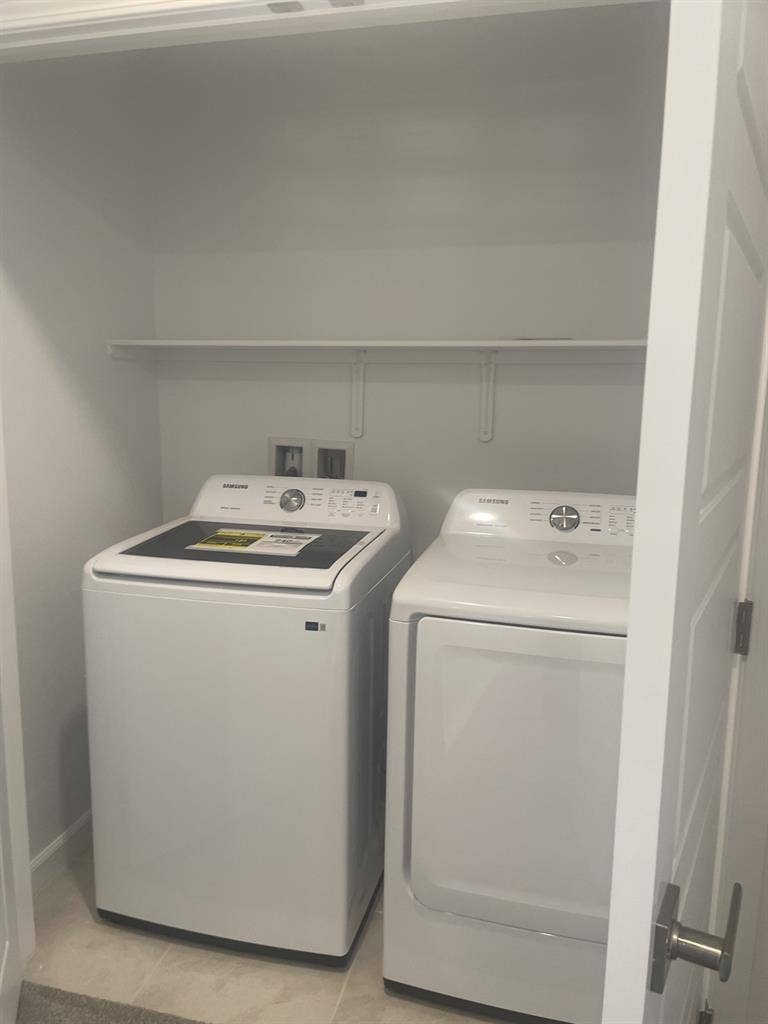 $ renting a room/share house