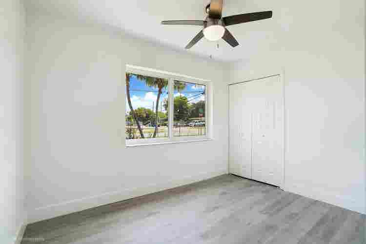 Clean Room for rent in FTL!