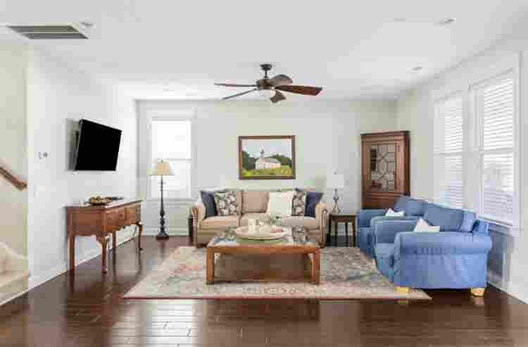 Large furnished Room for $