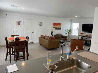 New House to Share SE San Antonio