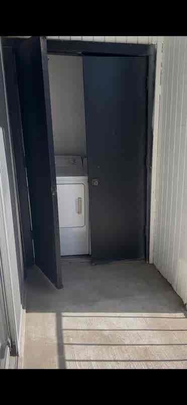Female Roommate for Montrose Apt.!
