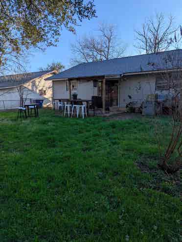 2 rooms in house w/ bathroom