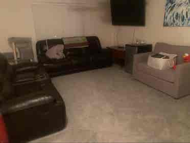 house for rent with pool