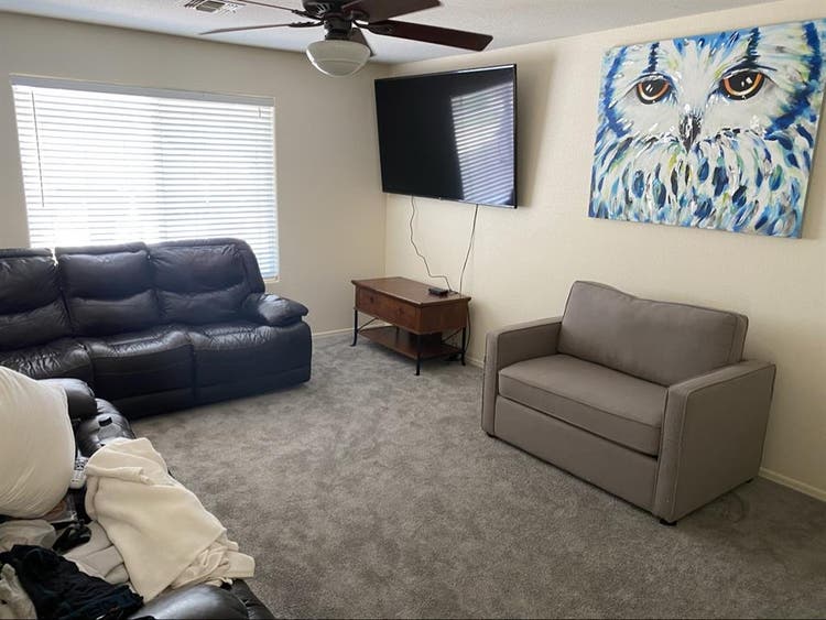house for rent with pool