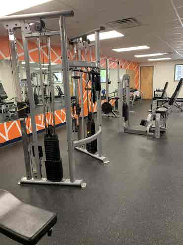 Lease Takeover in Continuum Apmts!