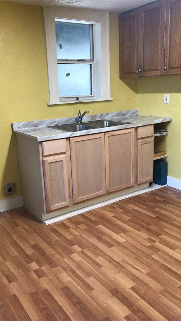 two bed apartment, one bath