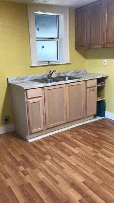 two bed apartment, one bath