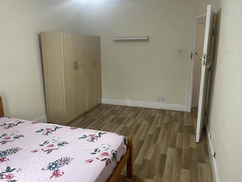 Double bed room