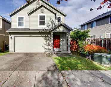 Bedroom for rent in Beaverton