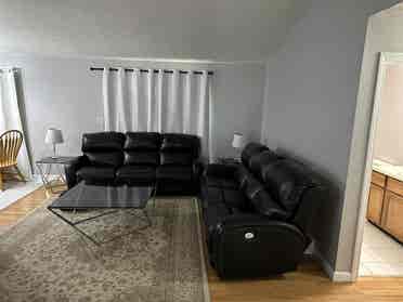 Looking for Roommate for Condo