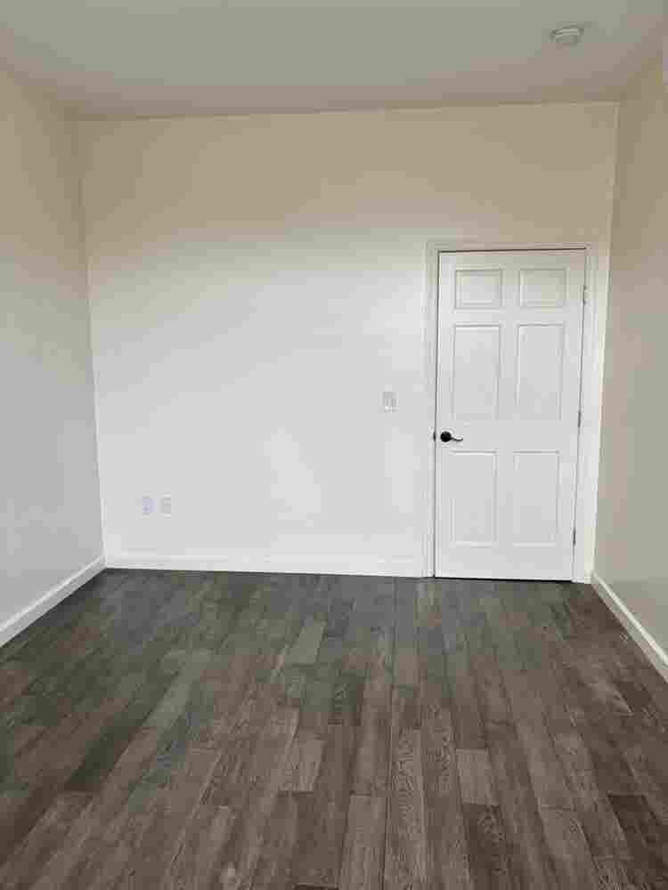 X- Large room in Flatbush