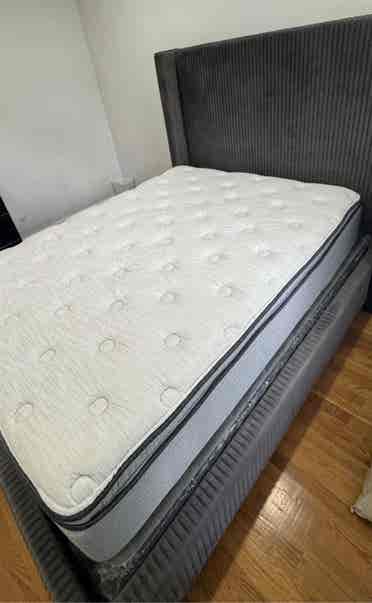 X- Large room in Flatbush