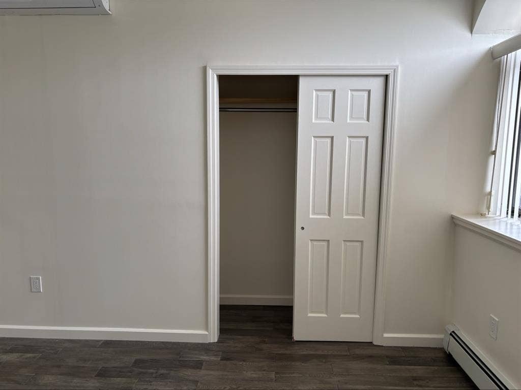 X- Large room in Flatbush