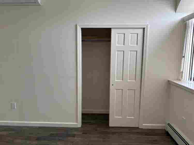 X- Large room in Flatbush